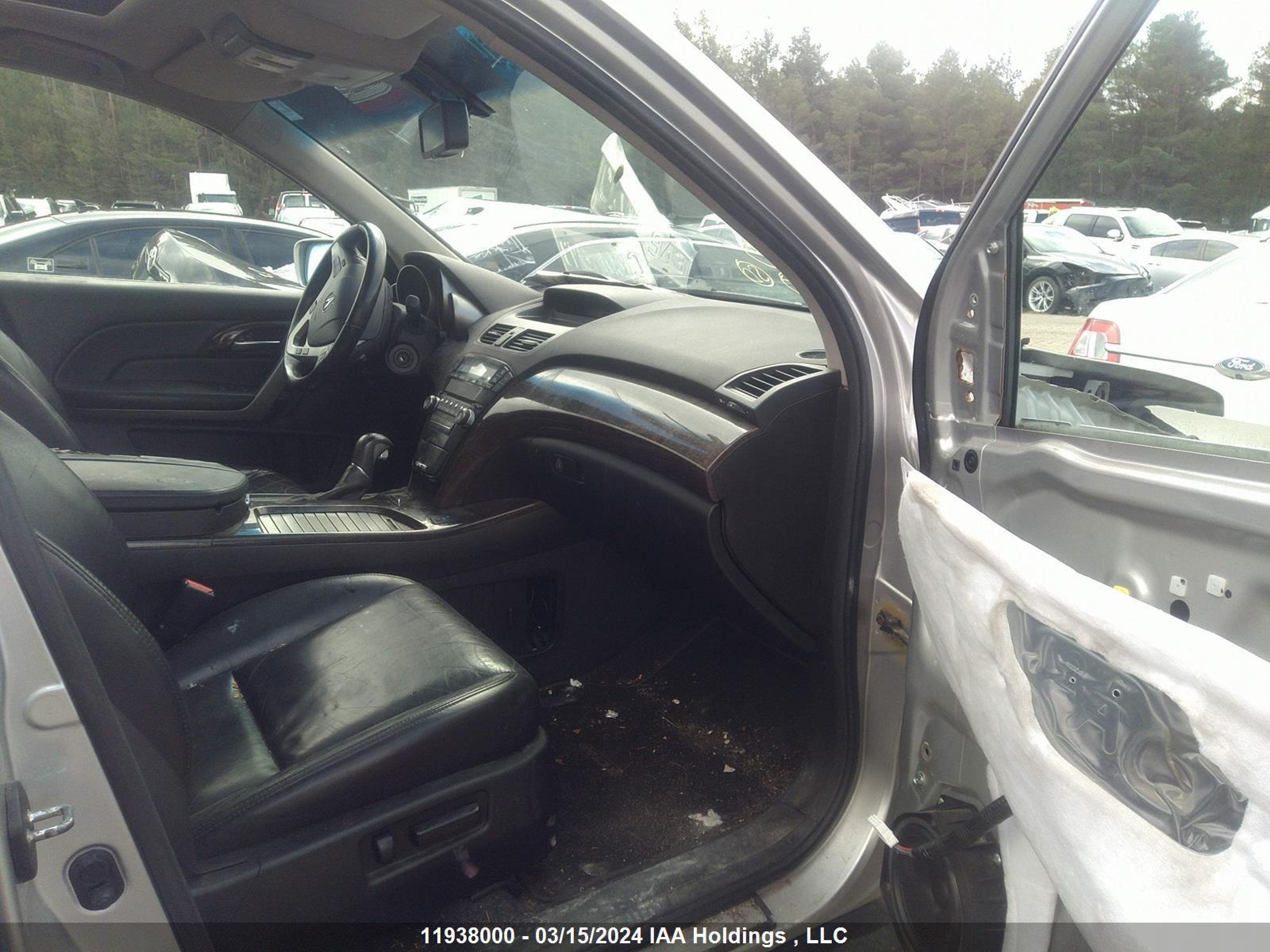 Photo 4 VIN: 2HNYD2H23AH000302 - ACURA MDX 