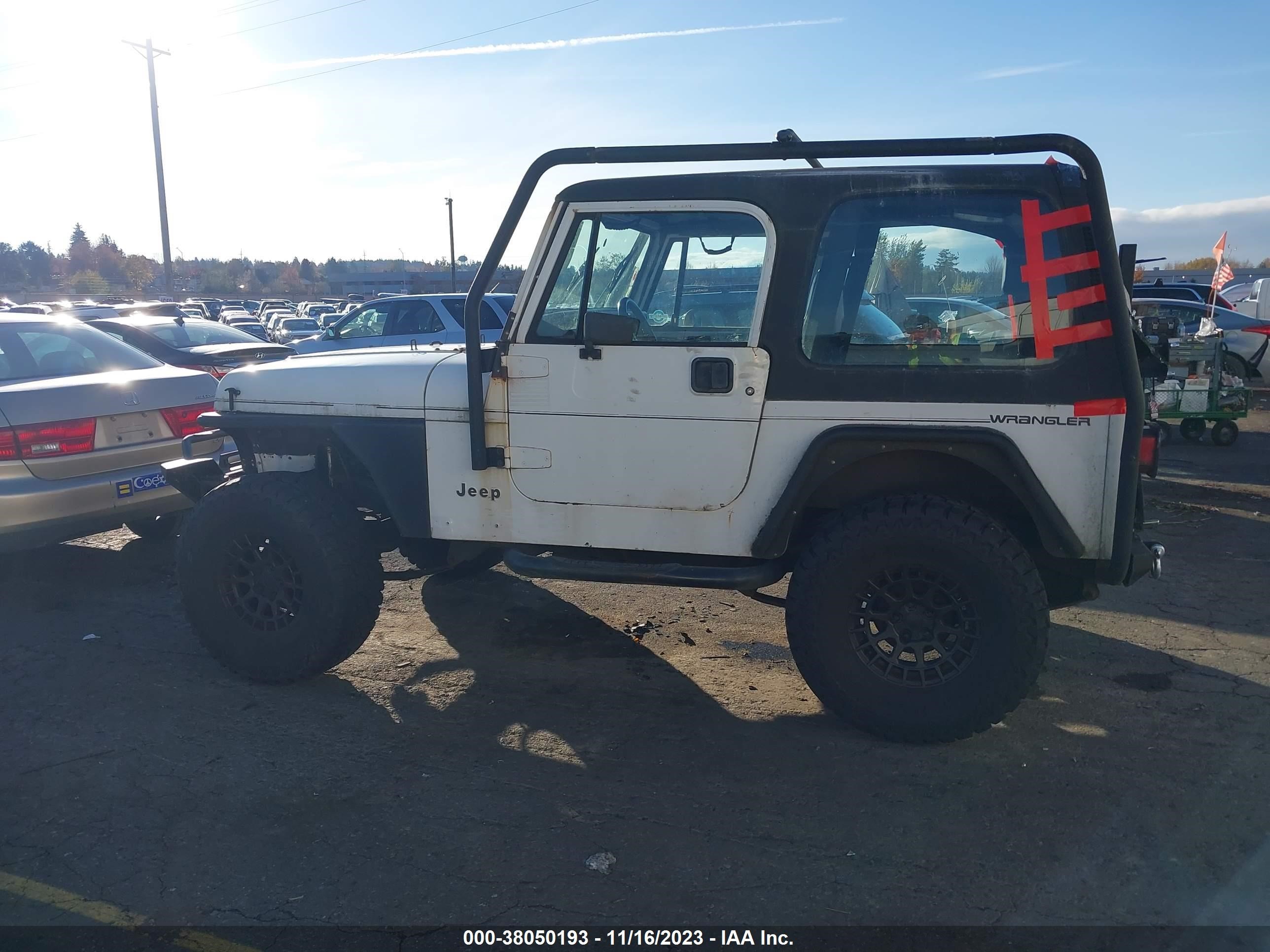 Photo 13 VIN: 2J4FY19P2NJ541923 - JEEP WRANGLER 