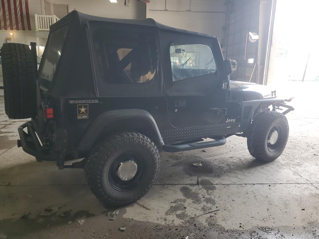 Photo 2 VIN: 2J4FY29T7LJ528326 - JEEP WRANGLER 