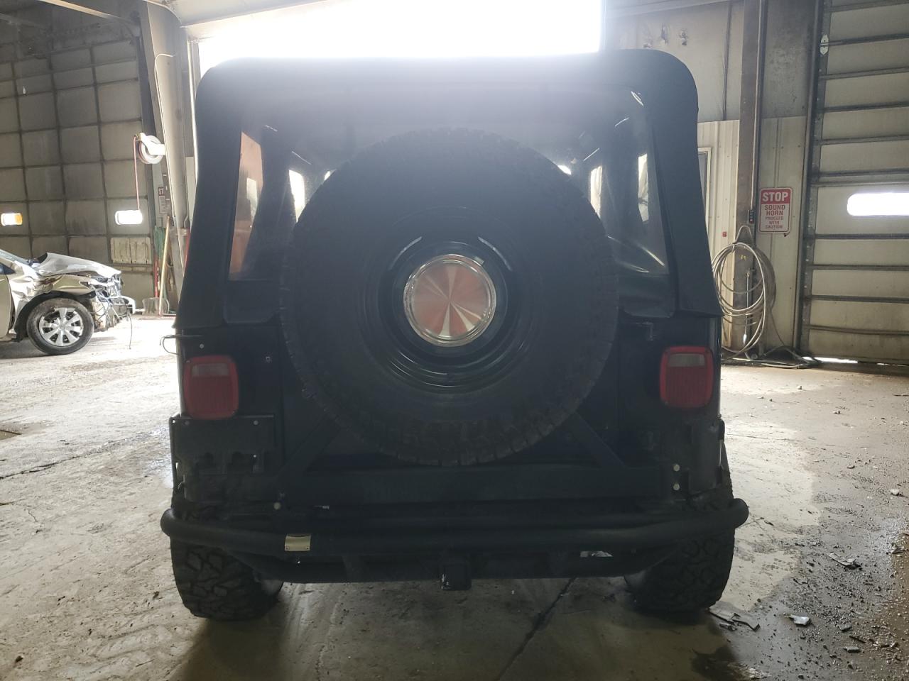 Photo 5 VIN: 2J4FY29T7LJ528326 - JEEP WRANGLER 