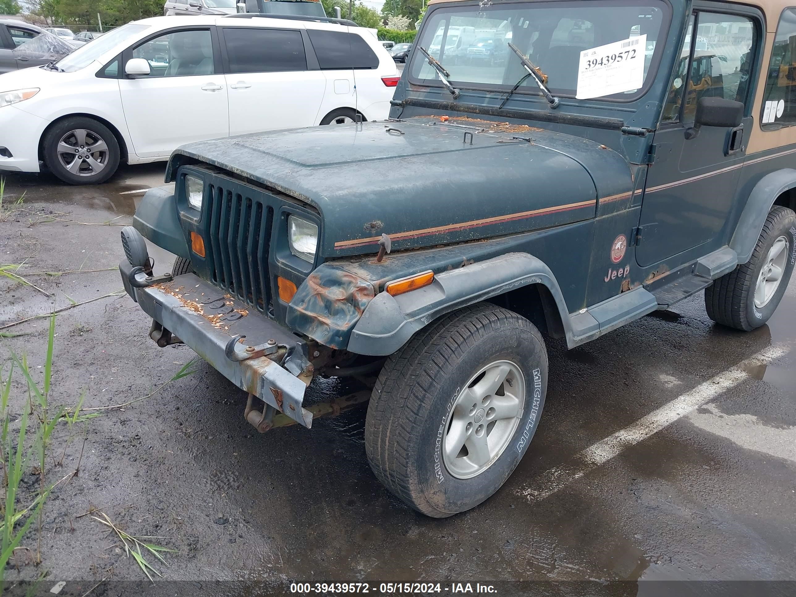 Photo 5 VIN: 2J4FY49S0NJ538606 - JEEP WRANGLER 