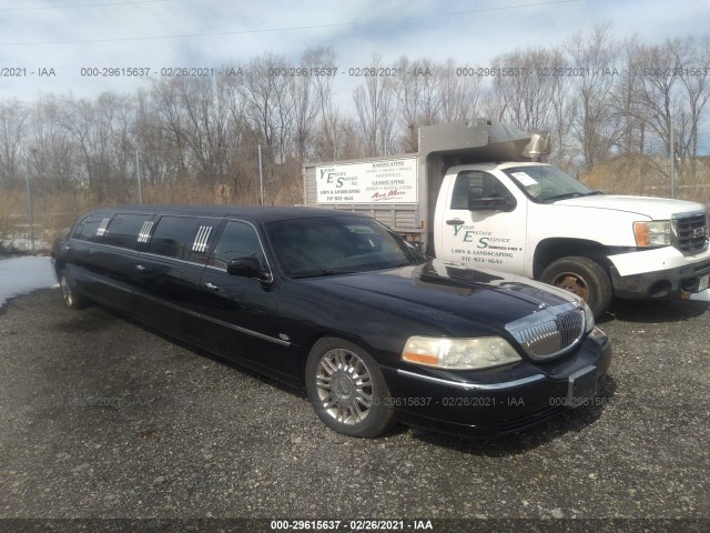 Photo 0 VIN: 2L1FL8JW4BX755480 - LINCOLN TOWN CAR 