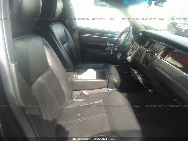 Photo 4 VIN: 2L1FL8JW4BX755480 - LINCOLN TOWN CAR 