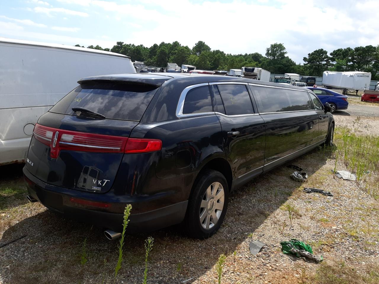 Photo 4 VIN: 2L1MJ5LK5DBL55806 - LINCOLN MKT 