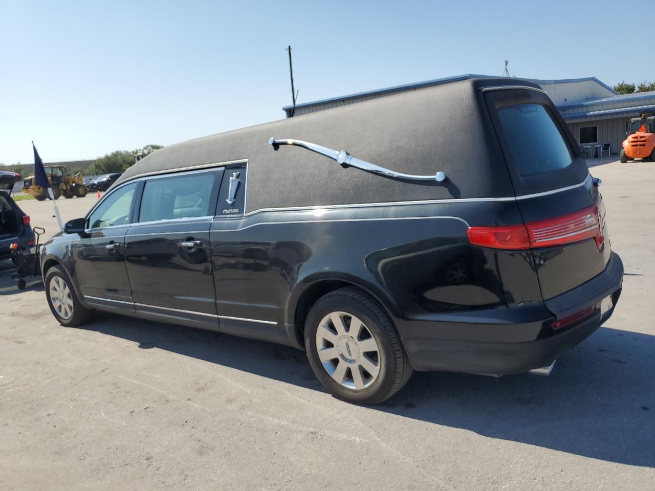 Photo 1 VIN: 2L1MJ5LKXDBL50620 - LINCOLN MKT 