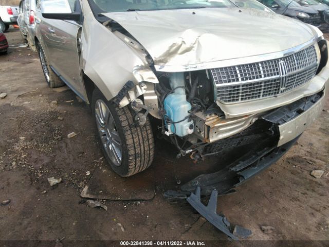 Photo 5 VIN: 2LMDJ6JC0ABJ14302 - LINCOLN MKX 