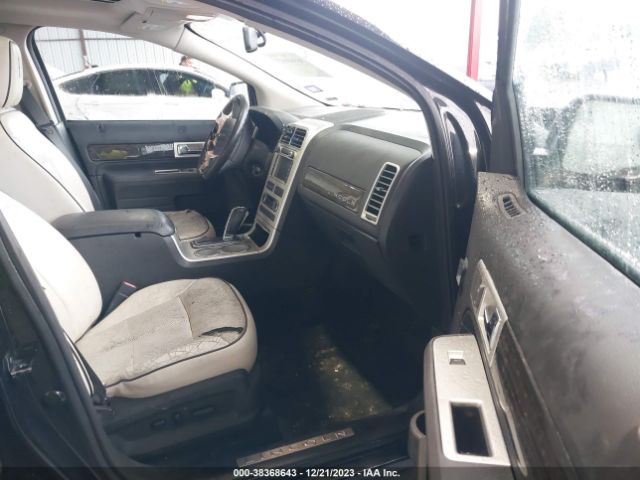 Photo 4 VIN: 2LMDJ6JC1ABJ00554 - LINCOLN MKX 