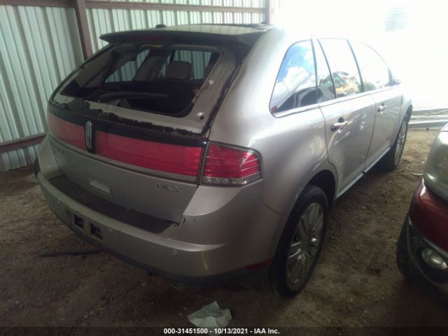 Photo 3 VIN: 2LMDJ6JC4ABJ19051 - LINCOLN MKX 