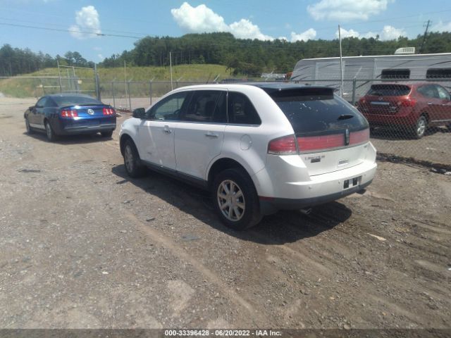 Photo 2 VIN: 2LMDJ6JC5ABJ17003 - LINCOLN MKX 