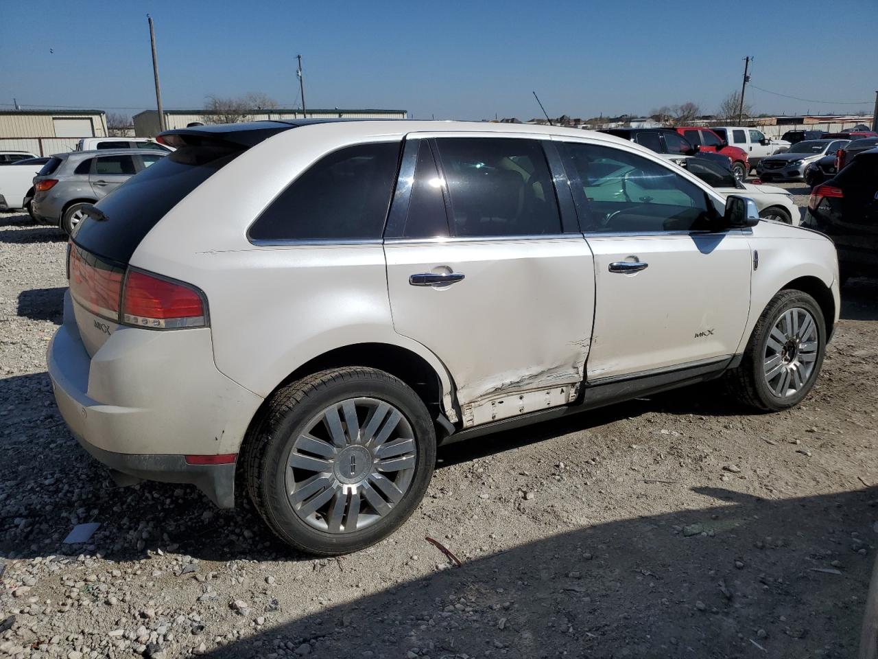 Photo 2 VIN: 2LMDJ6JC7ABJ15236 - LINCOLN MKX 