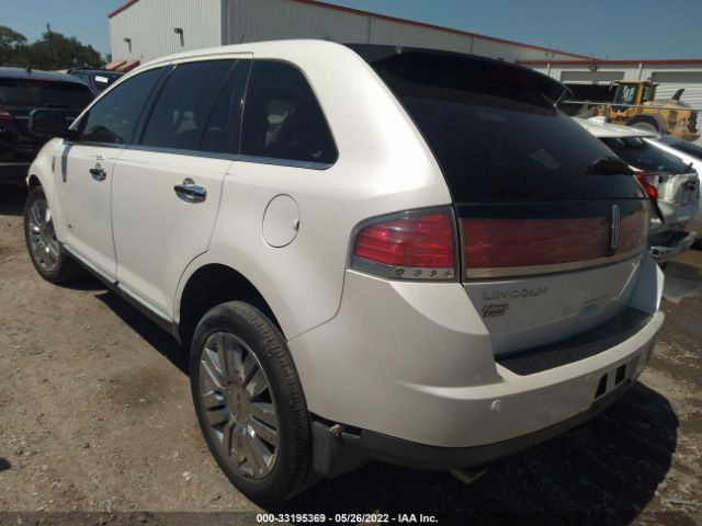 Photo 2 VIN: 2LMDJ6JC8ABJ17450 - LINCOLN MKX 