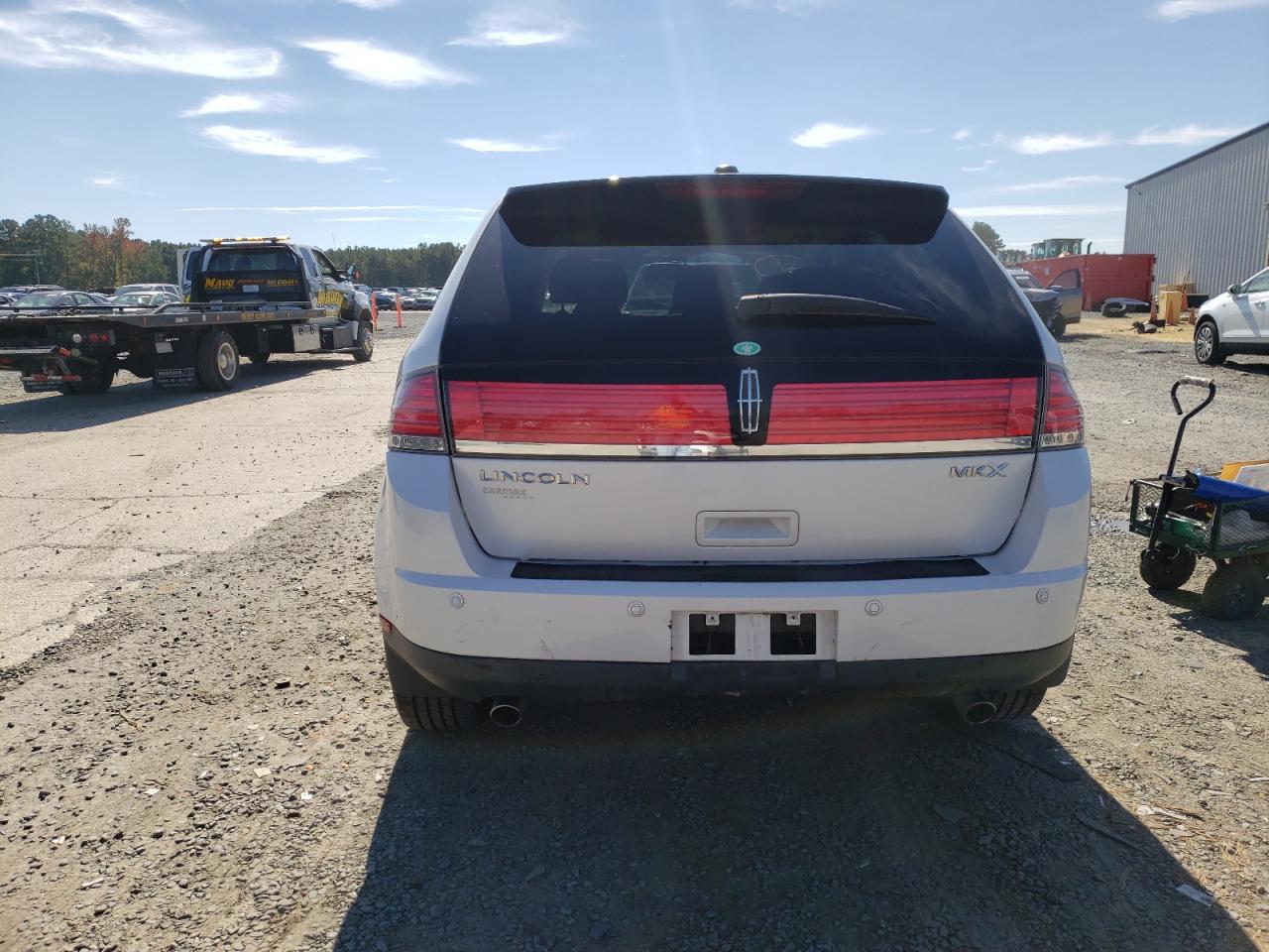 Photo 5 VIN: 2LMDJ6JC8ABJ19943 - LINCOLN MKX 