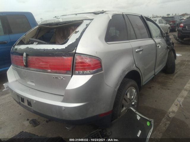 Photo 3 VIN: 2LMDJ6JCXABJ02934 - LINCOLN MKX 