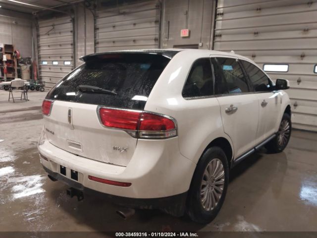 Photo 3 VIN: 2LMDJ6JK0BBJ04846 - LINCOLN MKX 