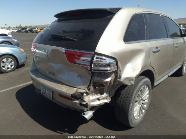 Photo 5 VIN: 2LMDJ6JK0BBJ06953 - LINCOLN MKX 