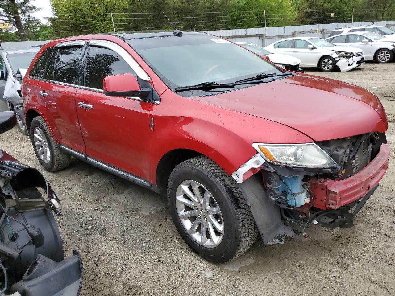 Photo 3 VIN: 2LMDJ6JK0BBJ09349 - LINCOLN MKX 