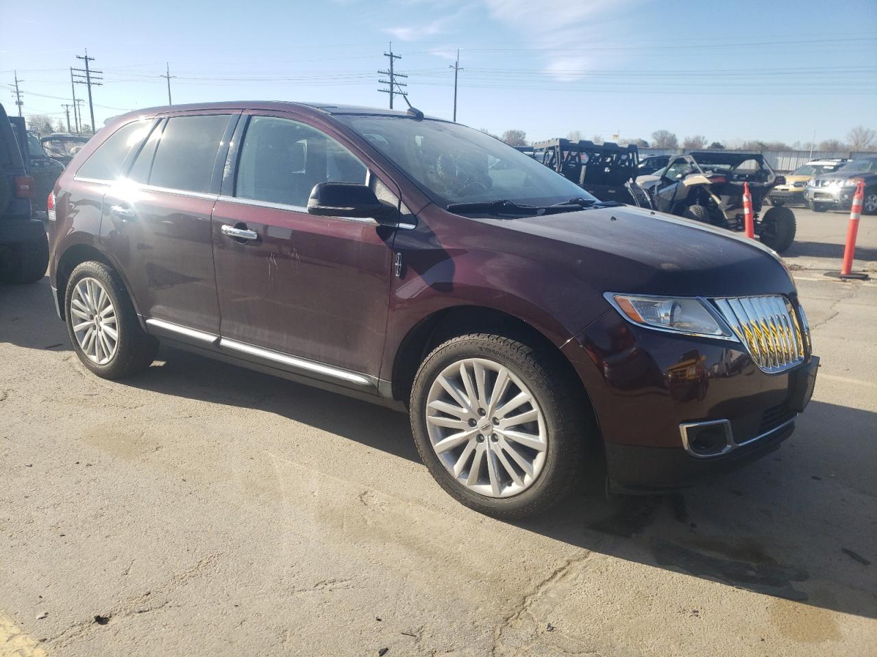 Photo 3 VIN: 2LMDJ6JK0BBJ11389 - LINCOLN MKX 