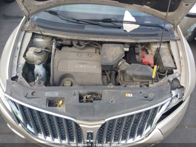 Photo 9 VIN: 2LMDJ6JK0BBJ27642 - LINCOLN MKX 