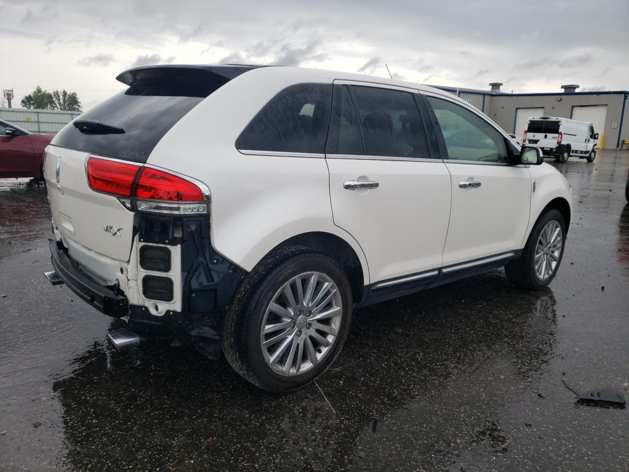 Photo 2 VIN: 2LMDJ6JK0BBJ33148 - LINCOLN MKX 