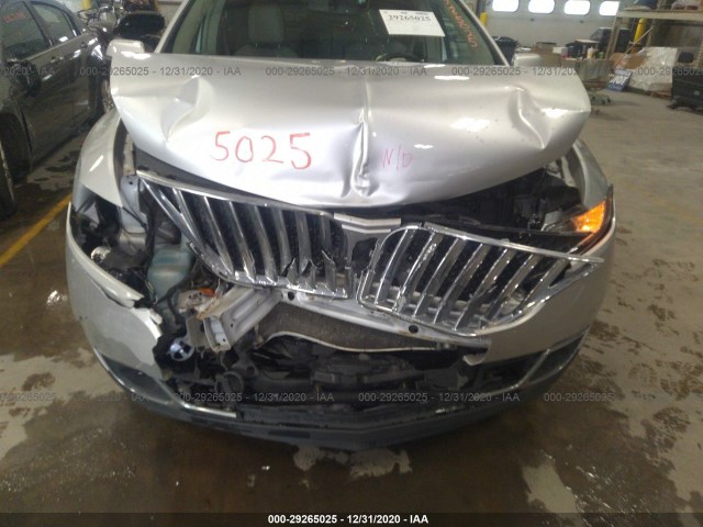 Photo 5 VIN: 2LMDJ6JK0CBL00657 - LINCOLN MKX 