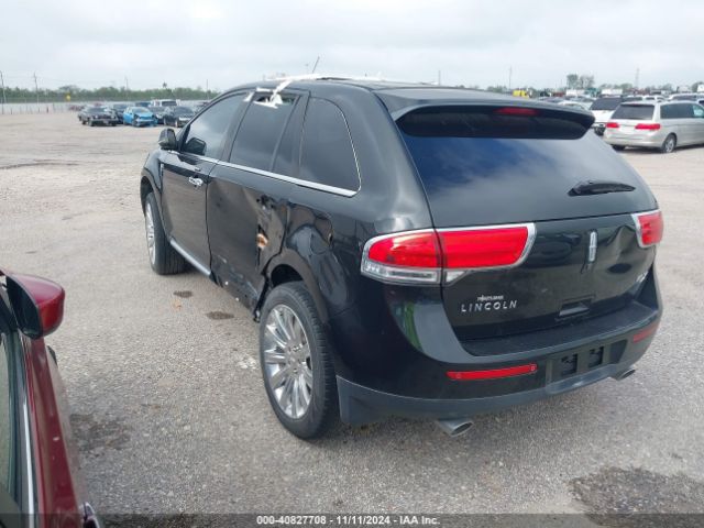 Photo 2 VIN: 2LMDJ6JK0FBL32156 - LINCOLN MKX 