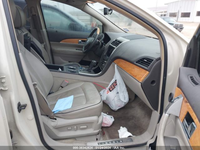 Photo 4 VIN: 2LMDJ6JK0FBL34540 - LINCOLN MKX 