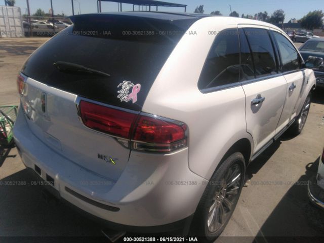 Photo 3 VIN: 2LMDJ6JK1BBJ03446 - LINCOLN MKX 