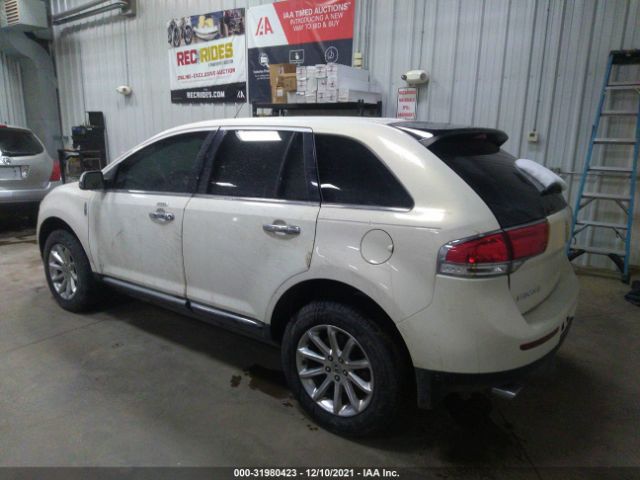 Photo 2 VIN: 2LMDJ6JK1CBL10792 - LINCOLN MKX 