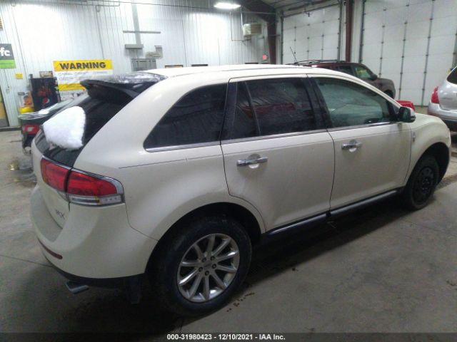 Photo 3 VIN: 2LMDJ6JK1CBL10792 - LINCOLN MKX 