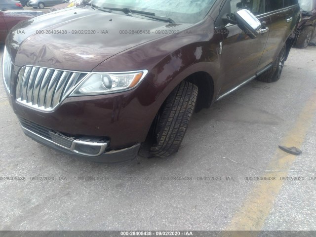 Photo 5 VIN: 2LMDJ6JK1CBL14132 - LINCOLN MKX 