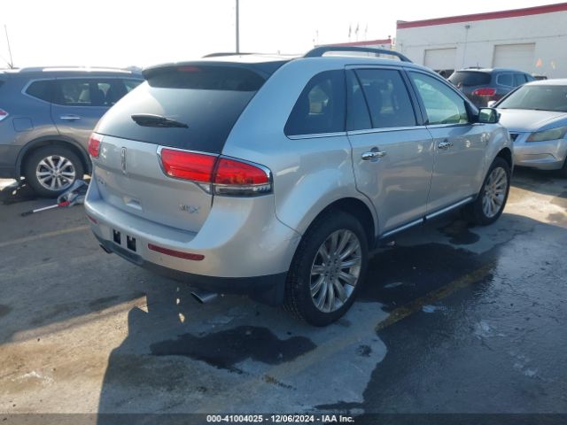 Photo 3 VIN: 2LMDJ6JK1FBL34837 - LINCOLN MKX 