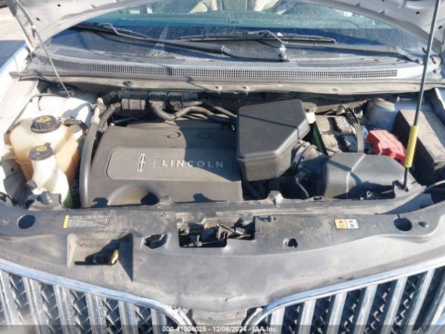 Photo 9 VIN: 2LMDJ6JK1FBL34837 - LINCOLN MKX 