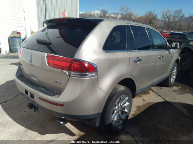 Photo 3 VIN: 2LMDJ6JK2BBJ08090 - LINCOLN MKX 