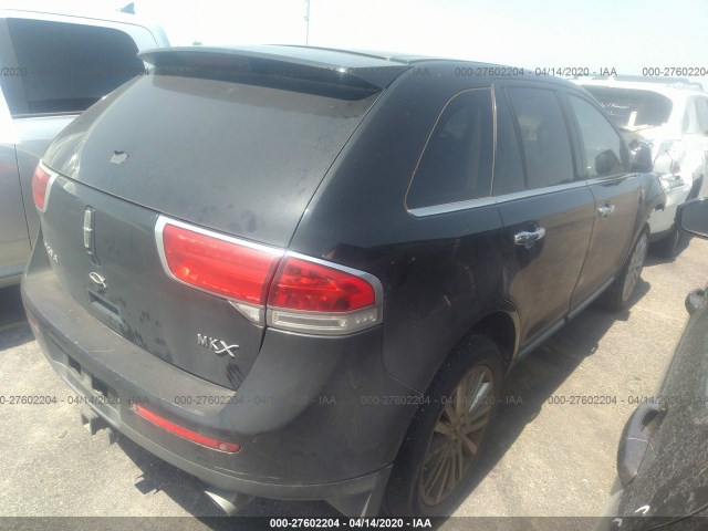 Photo 3 VIN: 2LMDJ6JK2BBJ15508 - LINCOLN MKX 