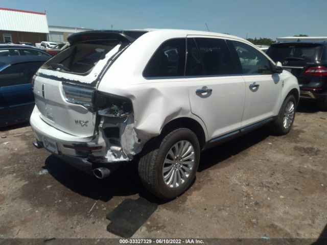 Photo 3 VIN: 2LMDJ6JK2CBL14401 - LINCOLN MKX 