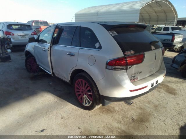 Photo 2 VIN: 2LMDJ6JK2DBL42376 - LINCOLN MKX 