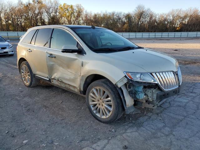 Photo 3 VIN: 2LMDJ6JK2EBL03210 - LINCOLN MKX 