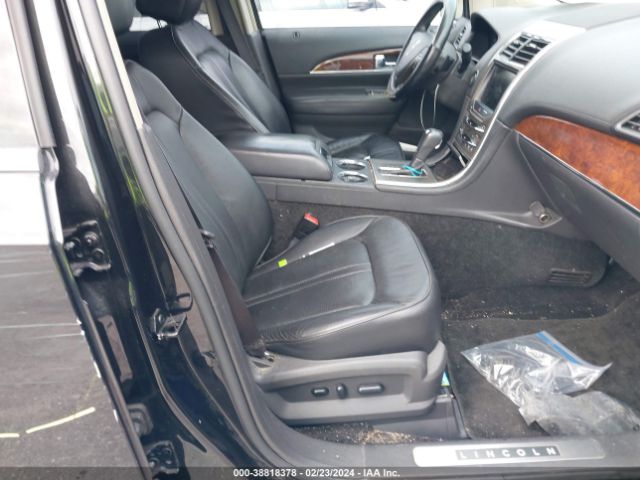 Photo 4 VIN: 2LMDJ6JK2FBL34166 - LINCOLN MKX 