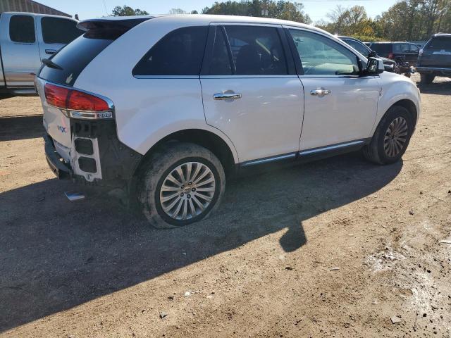 Photo 2 VIN: 2LMDJ6JK3BBJ06915 - LINCOLN MKX 