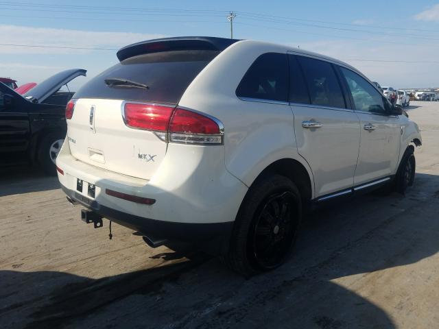 Photo 3 VIN: 2LMDJ6JK3CBL09840 - LINCOLN MKX 