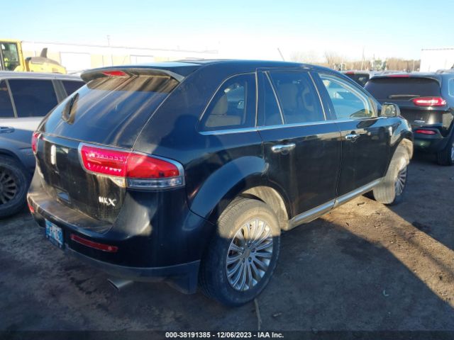 Photo 3 VIN: 2LMDJ6JK3CBL10194 - LINCOLN MKX 