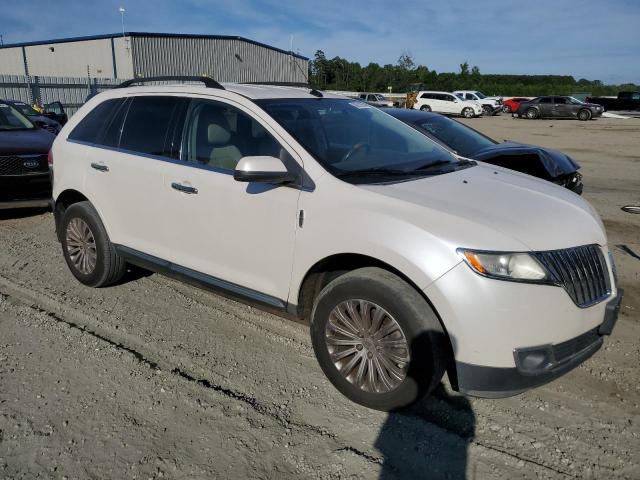 Photo 3 VIN: 2LMDJ6JK3DBL22704 - LINCOLN MKX 