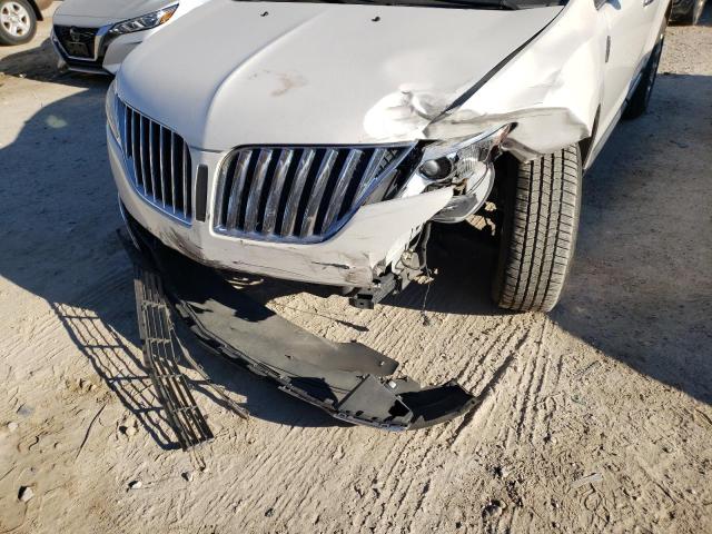 Photo 8 VIN: 2LMDJ6JK3DBL25229 - LINCOLN MKX 