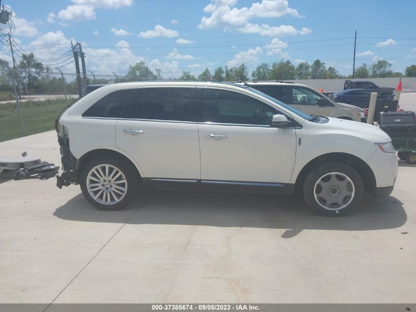 Photo 13 VIN: 2LMDJ6JK3DBL41639 - LINCOLN MKX 