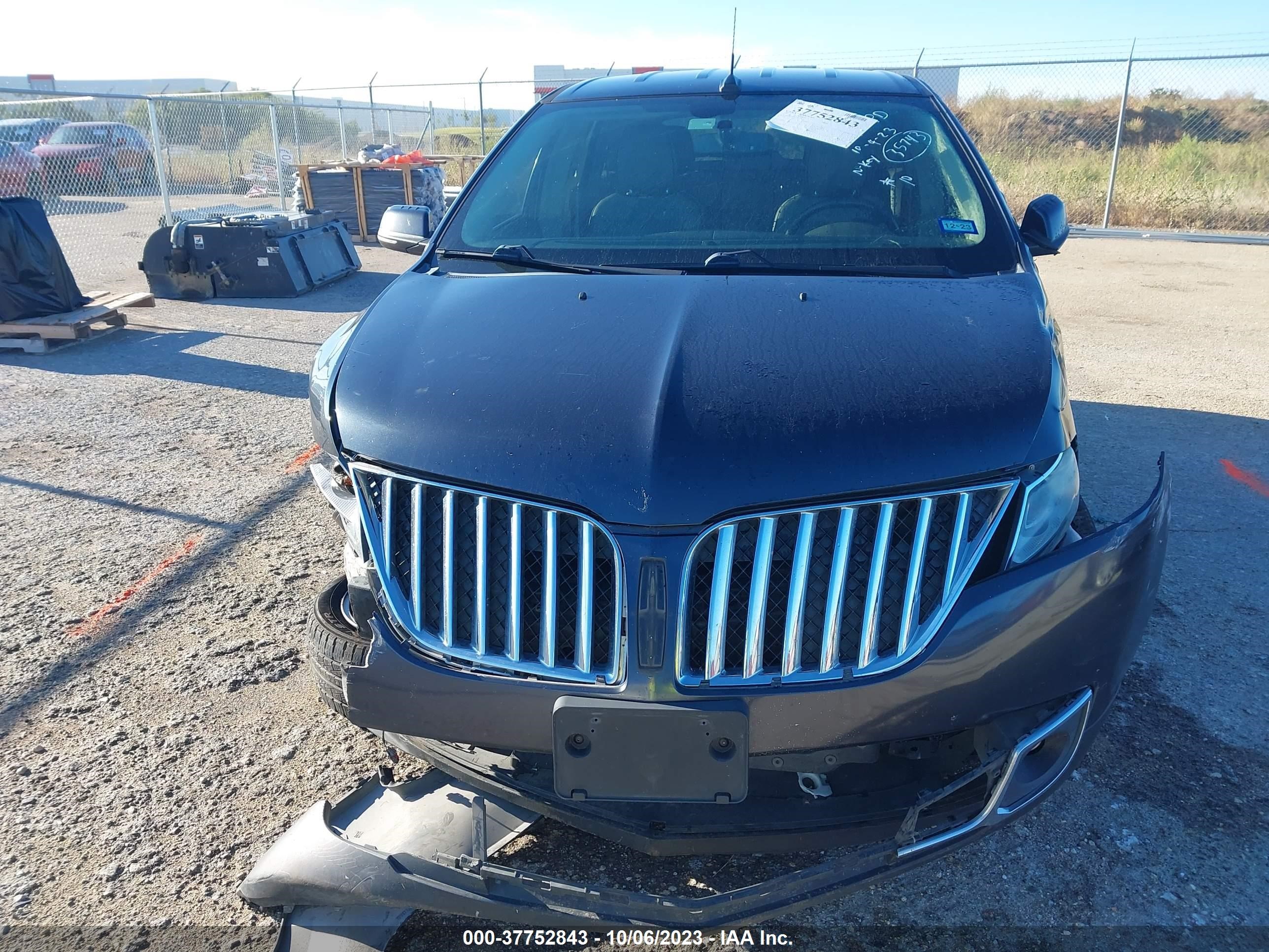 Photo 11 VIN: 2LMDJ6JK3DBL43570 - LINCOLN MKX 