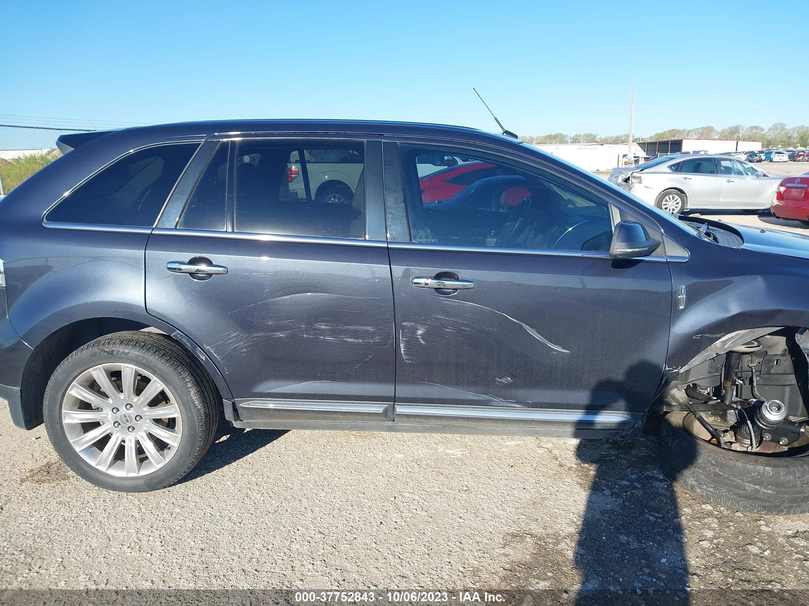 Photo 12 VIN: 2LMDJ6JK3DBL43570 - LINCOLN MKX 