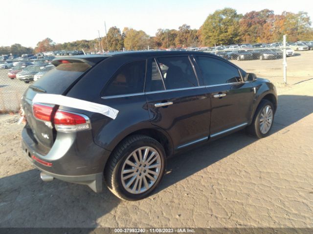 Photo 3 VIN: 2LMDJ6JK3EBL11185 - LINCOLN MKX 