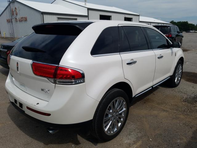 Photo 3 VIN: 2LMDJ6JK4CBL04579 - LINCOLN MKX 