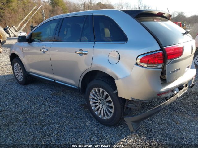 Photo 2 VIN: 2LMDJ6JK4CBL09040 - LINCOLN MKX 