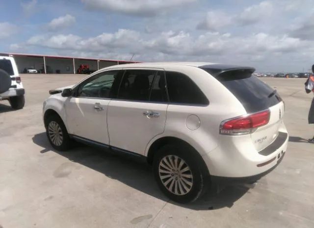 Photo 2 VIN: 2LMDJ6JK4CBL18479 - LINCOLN MKX 